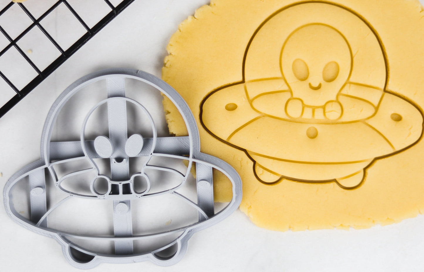 Alien-Themed Cookie Cutter - UFO Abduction and More!