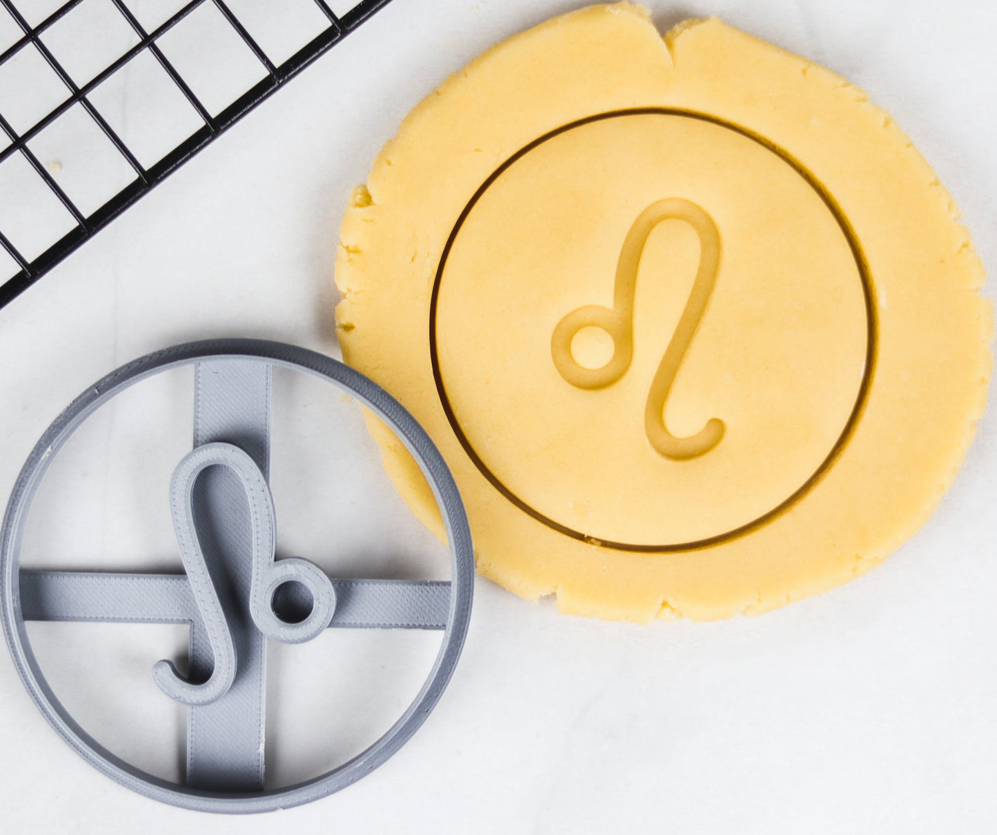 Leo Zodiac Cookie Cutter - Add Boldness and Creativity to Your Baking with Astrology-Inspired Treats