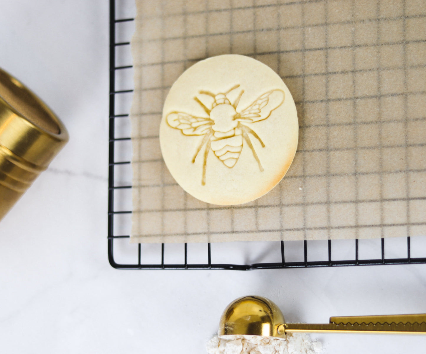 Honeybee Cookie Cutter - Buzz into Baking with Adorable Treats