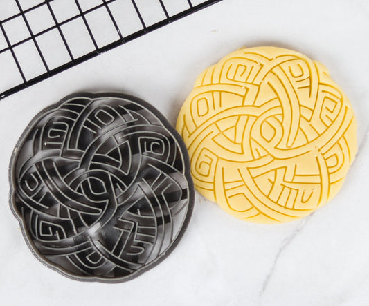 Celtic Cookie Cutter Charm for Your Baking: Get Creative with Our Celtic Knot