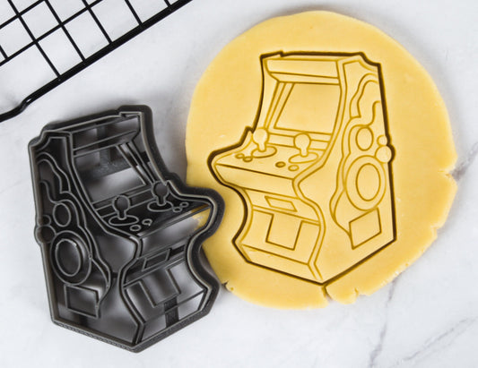 Arcade Machine Cookie Cutter - Retro Biodegradable PLA - Perfect for Cookies & Ceramics - 8.4cm x 10.7cm - Unique Baking Gift for Gamers