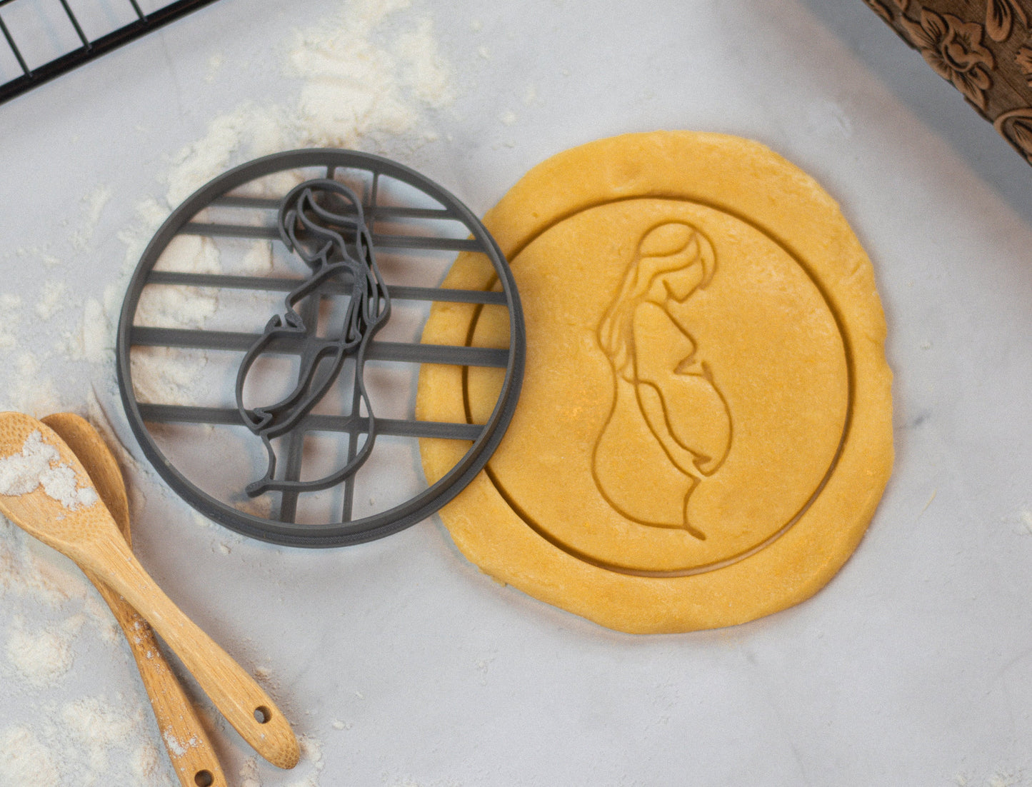 Pregnant Woman Cookie Cutter - Ideal for Baby Shower, Fondant, Baking, Biscuit, Tea Party!